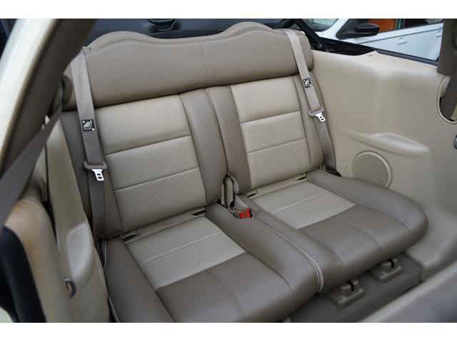 クライスラー・ＰＴクルーザーカブリオ リミテッド　禁煙車　記録簿１０枚　電動オープン　キーレス　ＥＴＣ　レザーシート　クルーズコントロール（11枚目）