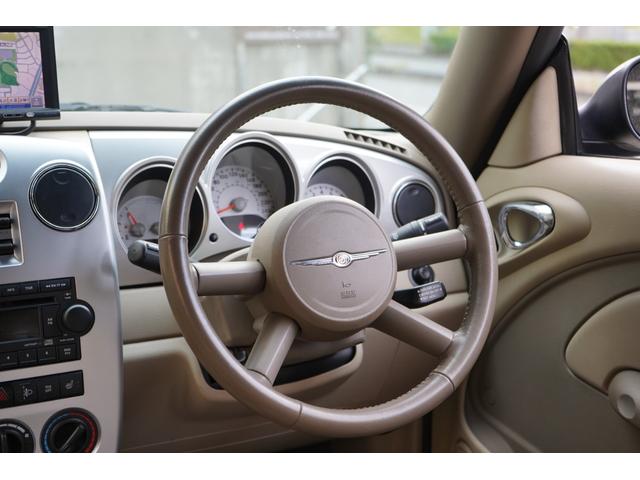 クライスラー・ＰＴクルーザーカブリオ リミテッド　禁煙車　記録簿１０枚　電動オープン　キーレス　ＥＴＣ　レザーシート　クルーズコントロール（12枚目）