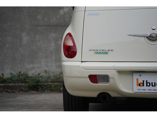 クライスラー・ＰＴクルーザーカブリオ リミテッド　禁煙車　記録簿１０枚　電動オープン　キーレス　ＥＴＣ　レザーシート　クルーズコントロール（21枚目）