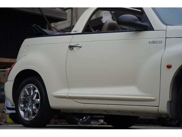 クライスラー・ＰＴクルーザーカブリオ リミテッド　禁煙車　記録簿１０枚　電動オープン　キーレス　ＥＴＣ　レザーシート　クルーズコントロール（24枚目）