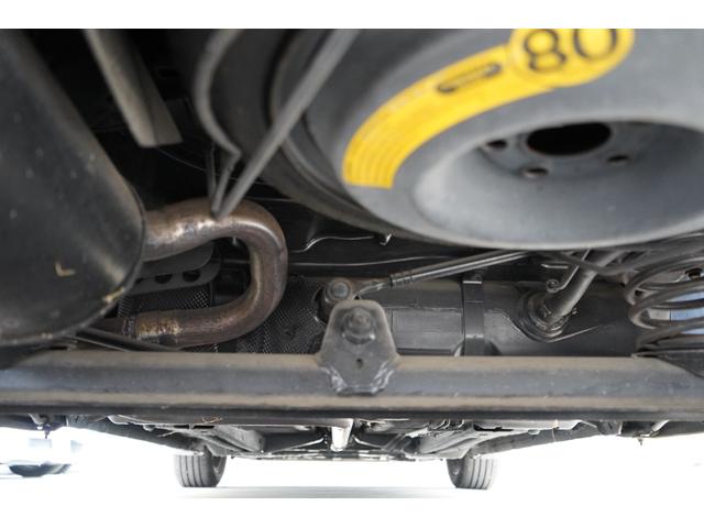 クライスラー・ＰＴクルーザーカブリオ リミテッド　禁煙車　記録簿１０枚　電動オープン　キーレス　ＥＴＣ　レザーシート　クルーズコントロール（33枚目）