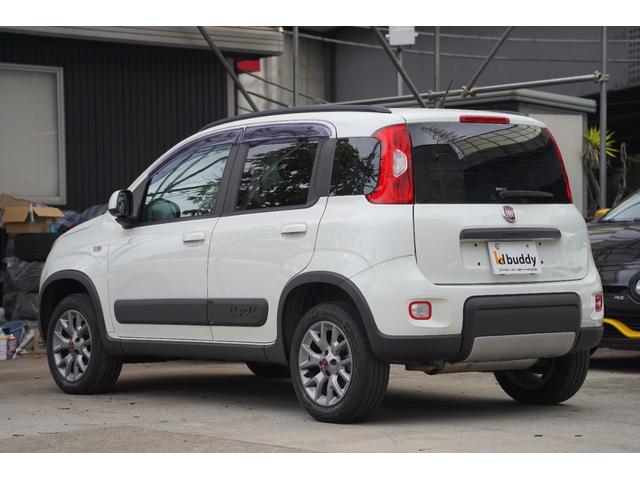 パンダ ４×４イタリアーナ　６速ＭＴ　禁煙車　記録簿６枚　４ＷＤターボ　カロッツェリアディスプレイオーディオ　ＥＴＣ　キーレス　スペアキー（2枚目）