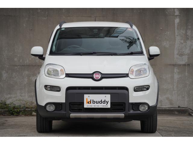 パンダ ４×４イタリアーナ　６速ＭＴ　禁煙車　記録簿６枚　４ＷＤターボ　カロッツェリアディスプレイオーディオ　ＥＴＣ　キーレス　スペアキー（6枚目）