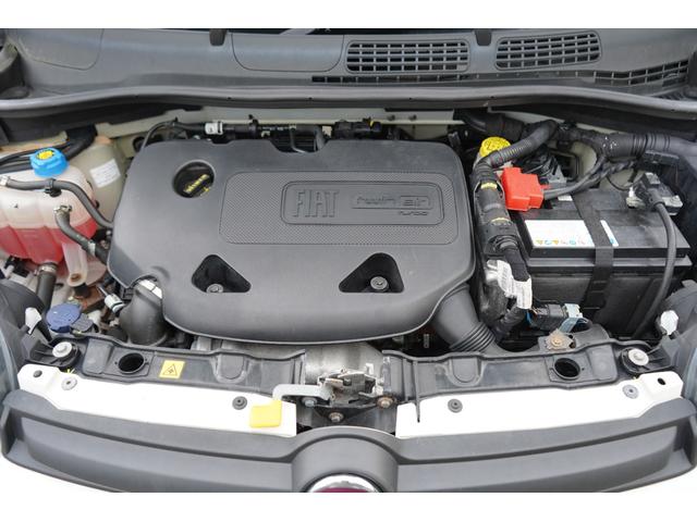 パンダ ４×４イタリアーナ　６速ＭＴ　禁煙車　記録簿６枚　４ＷＤターボ　カロッツェリアディスプレイオーディオ　ＥＴＣ　キーレス　スペアキー（9枚目）