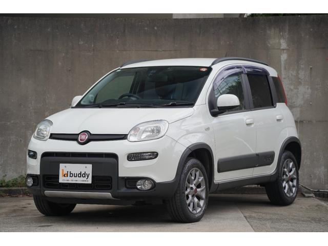 パンダ ４×４イタリアーナ　６速ＭＴ　禁煙車　記録簿６枚　４ＷＤターボ　カロッツェリアディスプレイオーディオ　ＥＴＣ　キーレス　スペアキー（16枚目）