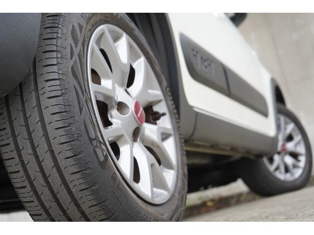 パンダ ４×４イタリアーナ　６速ＭＴ　禁煙車　記録簿６枚　４ＷＤターボ　カロッツェリアディスプレイオーディオ　ＥＴＣ　キーレス　スペアキー（34枚目）