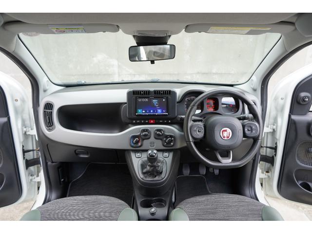 パンダ ４×４イタリアーナ　６速ＭＴ　禁煙車　記録簿６枚　４ＷＤターボ　カロッツェリアディスプレイオーディオ　ＥＴＣ　キーレス　スペアキー（42枚目）