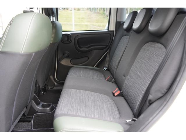 パンダ ４×４イタリアーナ　６速ＭＴ　禁煙車　記録簿６枚　４ＷＤターボ　カロッツェリアディスプレイオーディオ　ＥＴＣ　キーレス　スペアキー（48枚目）