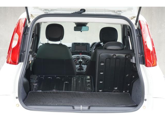 パンダ ４×４イタリアーナ　６速ＭＴ　禁煙車　記録簿６枚　４ＷＤターボ　カロッツェリアディスプレイオーディオ　ＥＴＣ　キーレス　スペアキー（52枚目）