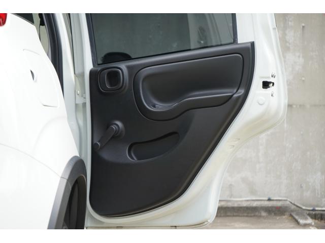 パンダ ４×４イタリアーナ　６速ＭＴ　禁煙車　記録簿６枚　４ＷＤターボ　カロッツェリアディスプレイオーディオ　ＥＴＣ　キーレス　スペアキー（62枚目）