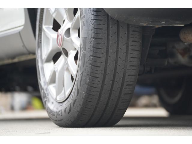 パンダ ４×４イタリアーナ　６速ＭＴ　禁煙車　記録簿６枚　４ＷＤターボ　カロッツェリアディスプレイオーディオ　ＥＴＣ　キーレス　スペアキー（68枚目）