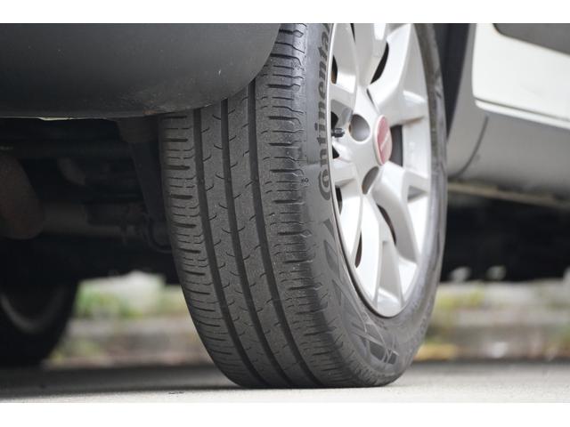 パンダ ４×４イタリアーナ　６速ＭＴ　禁煙車　記録簿６枚　４ＷＤターボ　カロッツェリアディスプレイオーディオ　ＥＴＣ　キーレス　スペアキー（72枚目）