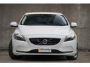 Ｖ４０ Ｄ４　ＳＥ　ディーゼルターボ　衝突軽減ブレーキ　アダプティブクルーズコントロール　ＬＫＡ　ＢＳＭ　スマートキー　黒革シート　シートヒーター　ＨＩＤ　ＥＴＣ　アイシン８速ＡＴ　Ｂｌｕｅｔｏｏｔｈ　Ｂカメラ　禁煙車（2枚目）