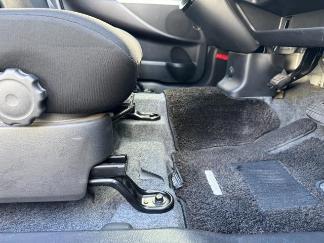 ｅＫカスタム Ｔ　１オーナー／禁煙車／インタークーラーターボ／ナビ地デジ／Ｂｌｕｅｔｏｏｔｈ／バックカメラ／スマートキー／ＨＩＤ／（12枚目）