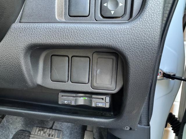 ｅＫカスタム Ｔ　１オーナー／禁煙車／インタークーラーターボ／ナビ地デジ／Ｂｌｕｅｔｏｏｔｈ／バックカメラ／スマートキー／ＨＩＤ／（18枚目）