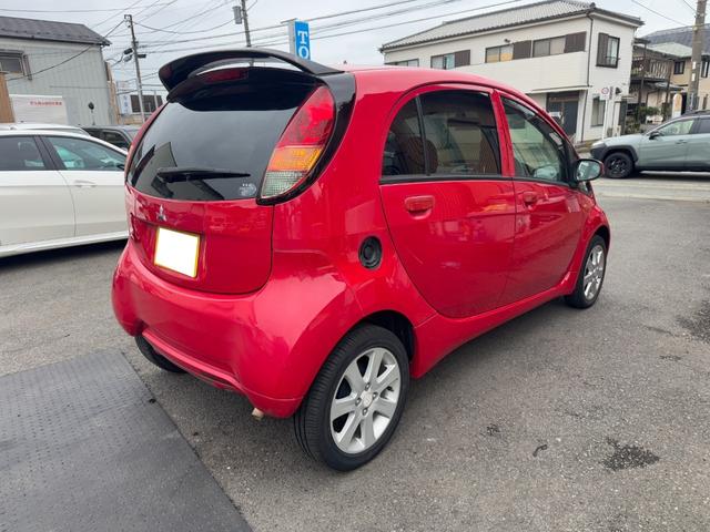 アイ Ｔ　１オーナー／禁煙車／インタークーラーターボ／スマートキー／後期モデル／（9枚目）