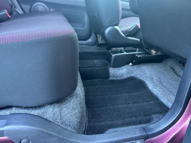 トッポ Ｔ　禁煙車／インタークーラーターボ／キーレス／ＨＩＤ／本革ステアリング／（15枚目）