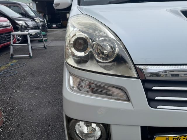 ステラ カスタムＲＳ　禁煙車／４気筒インタークーラー付スーパーチャージャー／ＥＴＣ／キーフリー／ナビ地デジ／（6枚目）