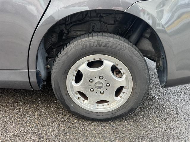 ノア ＹＹ　後期モデル／切り替え式４ＷＤ／５人乗り／ナビバックカメラ／前後ドライブレコーダー／（25枚目）