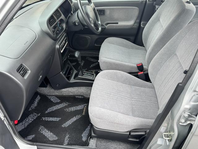 ミラ ＣＸ　１オーナー／禁煙車／ＤＯＨＣ／４ＷＤ／電動格納ミラー／キーレス／ＥＴＣ／（13枚目）