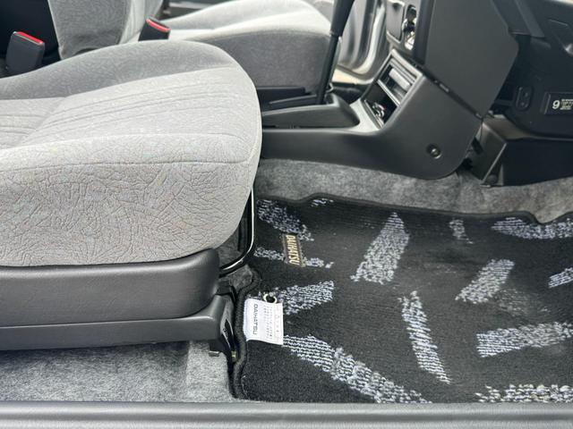 ミラ ＣＸ　１オーナー／禁煙車／ＤＯＨＣ／４ＷＤ／電動格納ミラー／キーレス／ＥＴＣ／（16枚目）