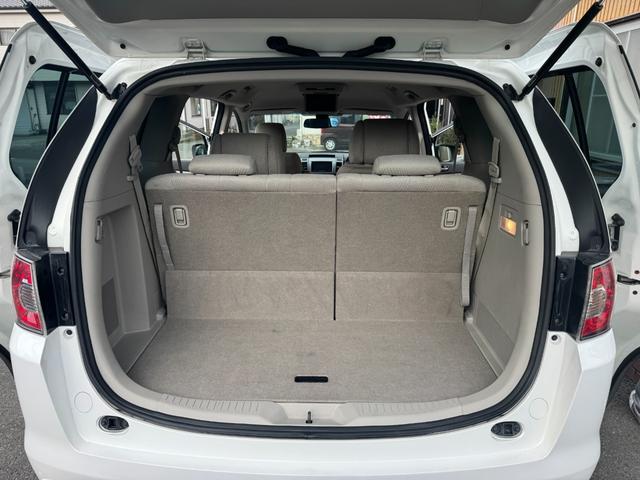 MPV 23T 禁煙車/後期モデル/245馬力インタークーラーターボ/外マフラー/外エアークリーナー/ナビ地デジフルセグ/バックカメラ/Bluetooth/両側電動ドア/スマートカードキー/フリップダウンモニター/(27枚目)