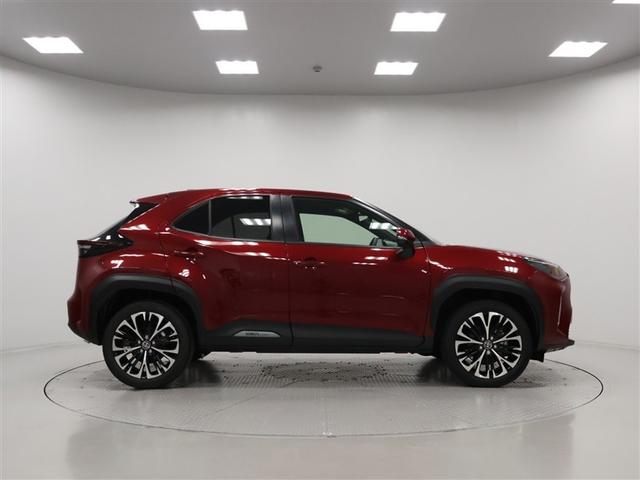 ヤリスクロス Ｚ　トヨタ認定中古車　弊社試乗車　禁煙車　ブラインドスポットモニター　パノラミックビューモニター　フルセグ　ＴＣナビ　ドライブレコーダー　ＬＥＤヘッドライト　スマートキー　ＥＴＣ　バックモニター（5枚目）