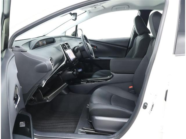 プリウス Ａ　トヨタ認定中古車　禁煙ワンオーナー　ブラインドスポットモニター　ＣＤ・ＤＶＤ再生機能　フルセグ　ＴＣナビ　ドライブレコーダー　ＬＥＤヘッドライト　スマートキー　ＥＴＣ　バックモニター（16枚目）