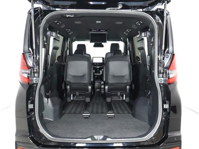 ノア Ｓ－Ｚ　トヨタ認定中古車　禁煙ワンオーナー　ブラインドスポットモニター　ＣＤ・ＤＶＤ再生機能　フルセグ　ＴＣナビ　後席モニター　ＬＥＤヘッドライト　両側電動スライドドア　スマートキー　ＥＴＣ　バックモニター（26枚目）