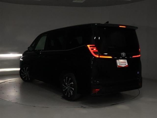 ノア Ｓ－Ｚ　トヨタ認定中古車　禁煙ワンオーナー　ブラインドスポットモニター　ＣＤ・ＤＶＤ再生機能　フルセグ　ＴＣナビ　後席モニター　ＬＥＤヘッドライト　両側電動スライドドア　スマートキー　ＥＴＣ　バックモニター（30枚目）