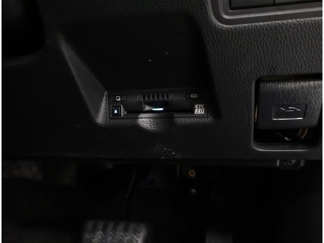 ヤリスクロス ハイブリッドZ アドベンチャー ディスプレイオーディオナビ・パノラミックビューモニター・ブラインドスポットモニター・AC100V電源コンセント・合成皮革シート・純正アルミホイール・LEDヘッドライト・被害軽減ブレーキ・ワンオーナー(18枚目)