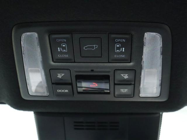 ノア ハイブリッドＳ－Ｚ　１０．５インチディスプレイオーディオナビ・フルセグ視聴・ＣＤ／ＤＶＤ再生・バックモニター・ＡＣ１００Ｖ電源コンセント・純正アルミホイール・両側電動スライドドア・衝突被害軽減ブレーキ・ワンオーナー（12枚目）