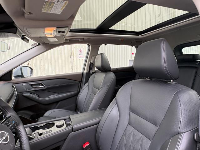 ローグ 　２０２３モデルＵＳ新車並行　自社輸入プラチナムＡＷＤ　パノラマサンルーフ　スマートキー２個　Ａｐｐｌｅ　Ｃａｒ　Ｐｌａｙ付　プレミアムＰＫＧ　レザーシート　Ｓヒーター＆ハンドルＨ　プレミアムカラー（30枚目）