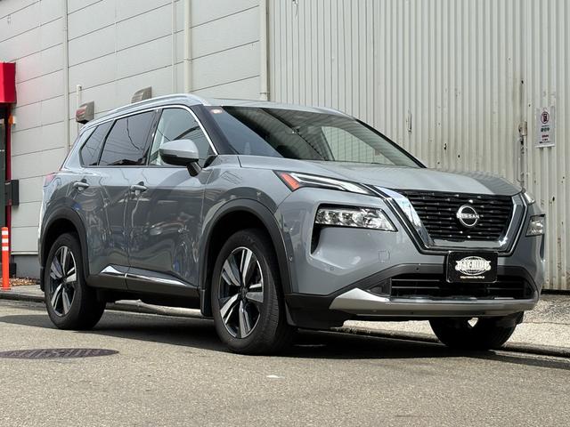 ローグ 　２０２３モデルＵＳ新車並行　自社輸入プラチナムＡＷＤ　パノラマサンルーフ　スマートキー２個　Ａｐｐｌｅ　Ｃａｒ　Ｐｌａｙ付　プレミアムＰＫＧ　レザーシート　Ｓヒーター＆ハンドルＨ　プレミアムカラー（54枚目）