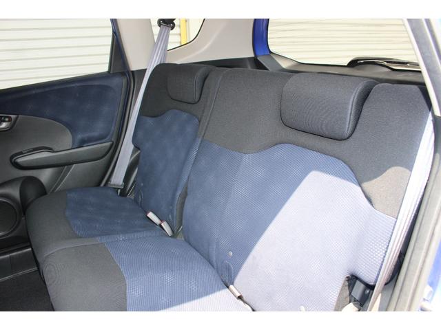 フィット Ｇスマートセレクション　純正ナビゲーション　ＥＴＣ車載器　スマートキーシステム　ＥＣＯＮスイッチ　ＬＥＤドアミラーウインカー（11枚目）