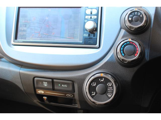 フィット Ｇスマートセレクション　純正ナビゲーション　ＥＴＣ車載器　スマートキーシステム　ＥＣＯＮスイッチ　ＬＥＤドアミラーウインカー（15枚目）