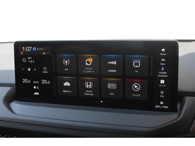 アコード ｅ：ＨＥＶ　Ｇｏｏｇｌｅ搭載１２．３インチ純正ナビゲーション　前後ドライブレコーダー　ＥＴＣ２．０車載器　１８インチアルミホイール　マルチビューカメラシステム　ＢＯＳＥプレミアムサウンドシステム　ワイヤレス充電器（3枚目）