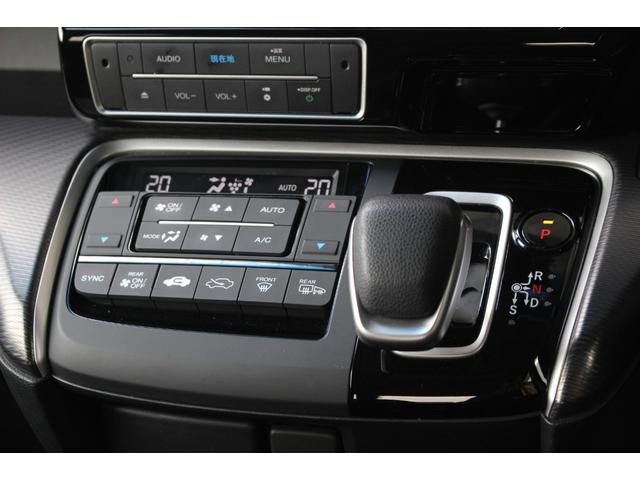 ステップワゴンスパーダ ｅ：ＨＥＶスパーダ　Ｇ　ホンダセンシング　純正１０インチナビゲーション　１１．６インチリア席モニター　前後ドライブレコーダー　ＥＴＣ２．０車載器　わくわくゲート　両側パワースライドドア　１６インチアルミホイール　ＨｏｎｄａＳＥＮＳＩＮＧ（21枚目）