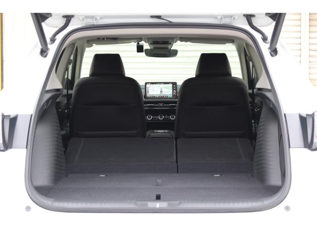 ＺＲ－Ｖ ｅ：ＨＥＶ　Ｚ　ホンダコネクト純正ナビ　ＥＴＣ２．０車載器　前後ドライブレコーダー　１８インチアルミホイール　ハンズフリーアクセスパワーテールゲート　本革シート　本革巻ステアリングホイール　ＨｏｎｄａＳＥＮＳＩＮＧ（14枚目）