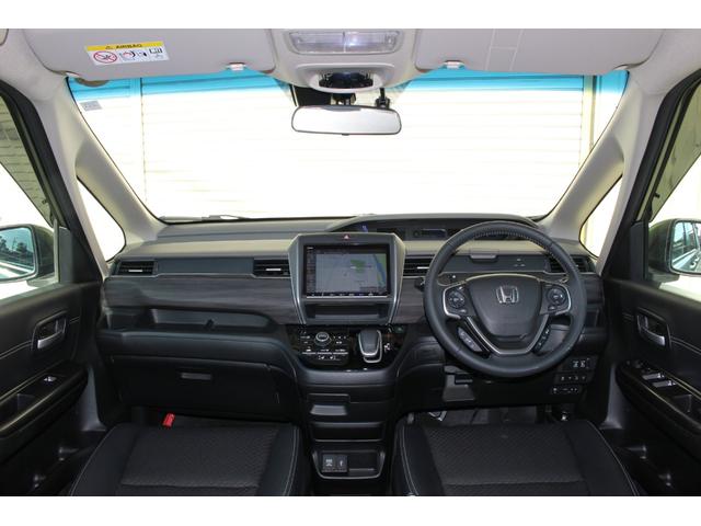 フリードハイブリッド ハイブリッド・Gホンダセンシング 9インチ純正ナビゲーション 前後ドライブレコーダー ETC車載器 LEDヘッドライト HondaSENSING 両側パワースライドドア 15インチアルミホイール 本革巻ステアリングホイール(9枚目)