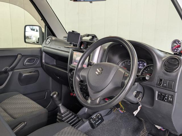 ジムニー XC リフトアップ・社外マフラー(3枚目)