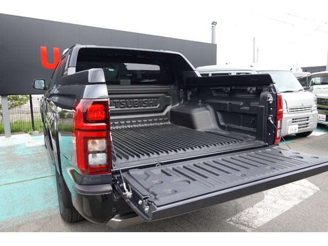 トライトン ＧＳＲ　モード切替４ＷＤ　６速ＡＴフロアシフト　オートＡ／Ｃ　スマフォ連携９型ナビ・フルセグＴＶ・リヤデフロック・全方位カメラ・フロント／サイド／バックカメラ・横滑り防止・衝突被害軽減ブレーキ・車線逸脱防止・後側方車両検知警報・ＬＥＤヘッドライト・フォグランプ（53枚目）
