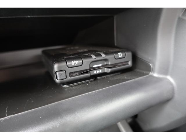 エクリプスクロスＰＨＥＶ Ｐ　ツインモーター４ＷＤ　フロアシフト　パドルシフト　オート　エアコン・スマホ連携ナビ・フルセグＴＶ・全方向カメラ・サイドバックカメラ・横滑り防止・衝突被害軽減ブレーキ・車線逸脱防止・後側方車両検知警報・誤発進抑制・ＬＥＤヘッドライト・フォグランプ・オートライト（64枚目）