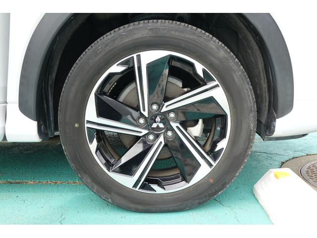 エクリプスクロスＰＨＥＶ Ｐ　ツインモーター４ＷＤ　フロアシフト　パドルシフト　オート　エアコン・スマホ連携ナビ・フルセグＴＶ・全方向カメラ・サイドバックカメラ・横滑り防止・衝突被害軽減ブレーキ・車線逸脱防止・後側方車両検知警報・誤発進抑制・ＬＥＤヘッドライト・フォグランプ・オートライト（71枚目）