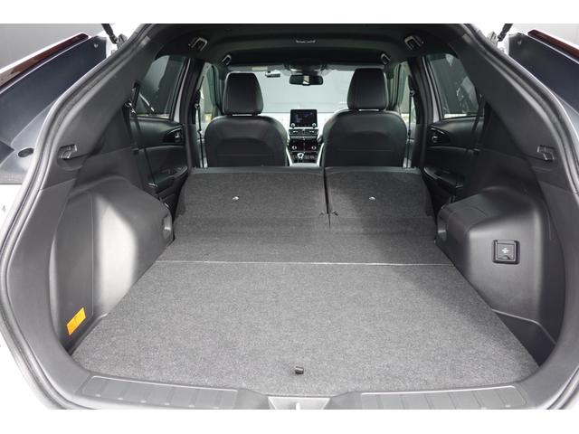 エクリプスクロスＰＨＥＶ Ｐ　ツインモーター４ＷＤ　フロアシフト　パドルシフト　オート　エアコン・スマホ連携ナビ・フルセグＴＶ・全方向カメラ・サイドバックカメラ・横滑り防止・衝突被害軽減ブレーキ・車線逸脱防止・後側方車両検知警報・誤発進抑制・ＬＥＤヘッドライト・フォグランプ・オートライト（76枚目）