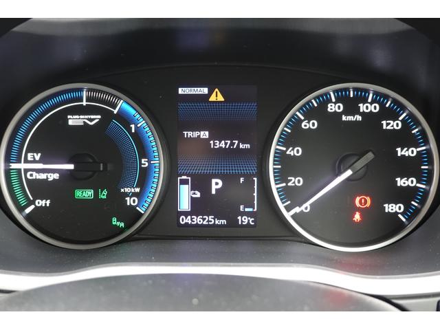 エクリプスクロスＰＨＥＶ Ｐ　ツインモーター４ＷＤ　フロアセレクトレバー　パドルシフト　オートエアコン・スマホ連携ナビ・フルセグＴＶ・全方向カメラ・ＥＴＣ２．０・横滑り防止・衝突被害軽減ブレーキ・車線逸脱防止・後側方車両検知・誤発進抑制装置・レーダークルコン・ＬＥＤヘッドライト・ワンオー（31枚目）