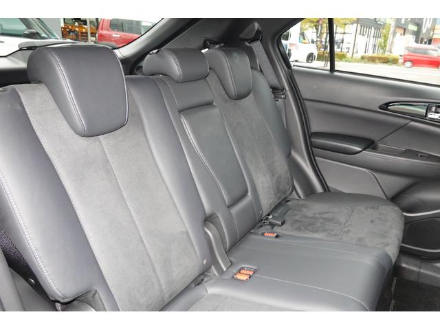 エクリプスクロスＰＨＥＶ Ｐ　ツインモーター４ＷＤ　フロアセレクトレバー　パドルシフト　オートエアコン・スマホ連携ナビ・フルセグＴＶ・全方向カメラ・ＥＴＣ２．０・横滑り防止・衝突被害軽減ブレーキ・車線逸脱防止・後側方車両検知・誤発進抑制装置・レーダークルコン・ＬＥＤヘッドライト・ワンオー（60枚目）