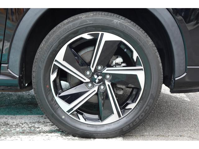 エクリプスクロスＰＨＥＶ Ｐ　ツインモーター４ＷＤ　フロアセレクトレバー　パドルシフト　オートエアコン・スマホ連携ナビ・フルセグＴＶ・全方向カメラ・ＥＴＣ２．０・横滑り防止・衝突被害軽減ブレーキ・車線逸脱防止・後側方車両検知・誤発進抑制装置・レーダークルコン・ＬＥＤヘッドライト・ワンオー（61枚目）