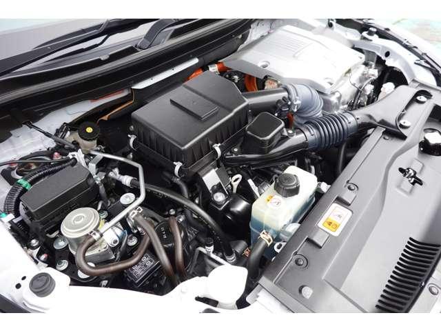 エクリプスクロスＰＨＥＶ Ｇ　ツインモーター４ＷＤ　フロアシフト　パドルシフト　オート　エアコン・７インチＳＤナビ・フルセグＴＶ・ＥＴＣ・横滑り防止・誤発進抑制・衝突被害軽減ブレーキ・車線逸脱防止・バッテリー残存容量８８．５％・ＬＥＤヘッドライト・フォグランプ・オートライト・オートハイビ（20枚目）
