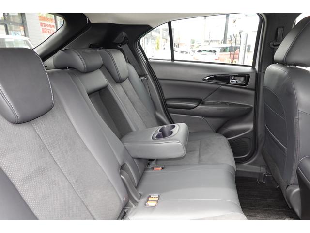 エクリプスクロスＰＨＥＶ Ｇ　ツインモーター４ＷＤ　フロアシフト　パドルシフト　オート　エアコン・７インチＳＤナビ・フルセグＴＶ・ＥＴＣ・横滑り防止・誤発進抑制・衝突被害軽減ブレーキ・車線逸脱防止・バッテリー残存容量８８．５％・ＬＥＤヘッドライト・フォグランプ・オートライト・オートハイビ（38枚目）